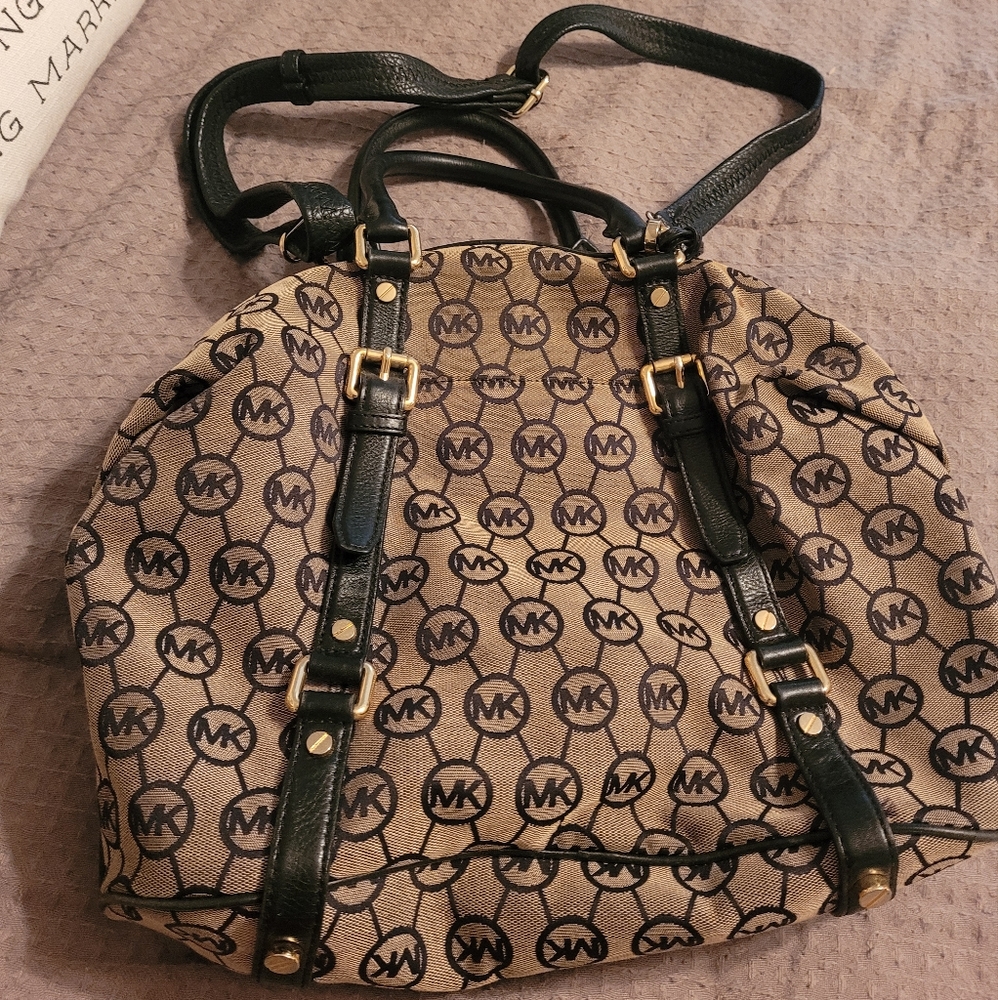 Michael Kors purse